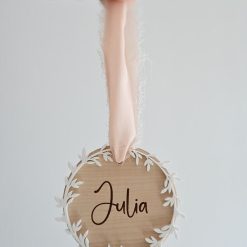 adorno nombre con hojas